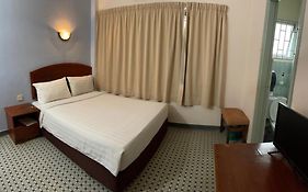 New Caspian Hotel